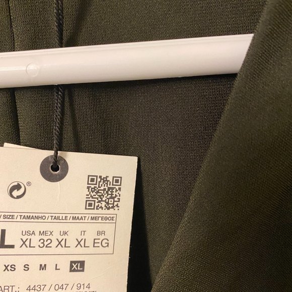 Half Zipper Long Sleeve Midi Dress - Picture 4 of 4